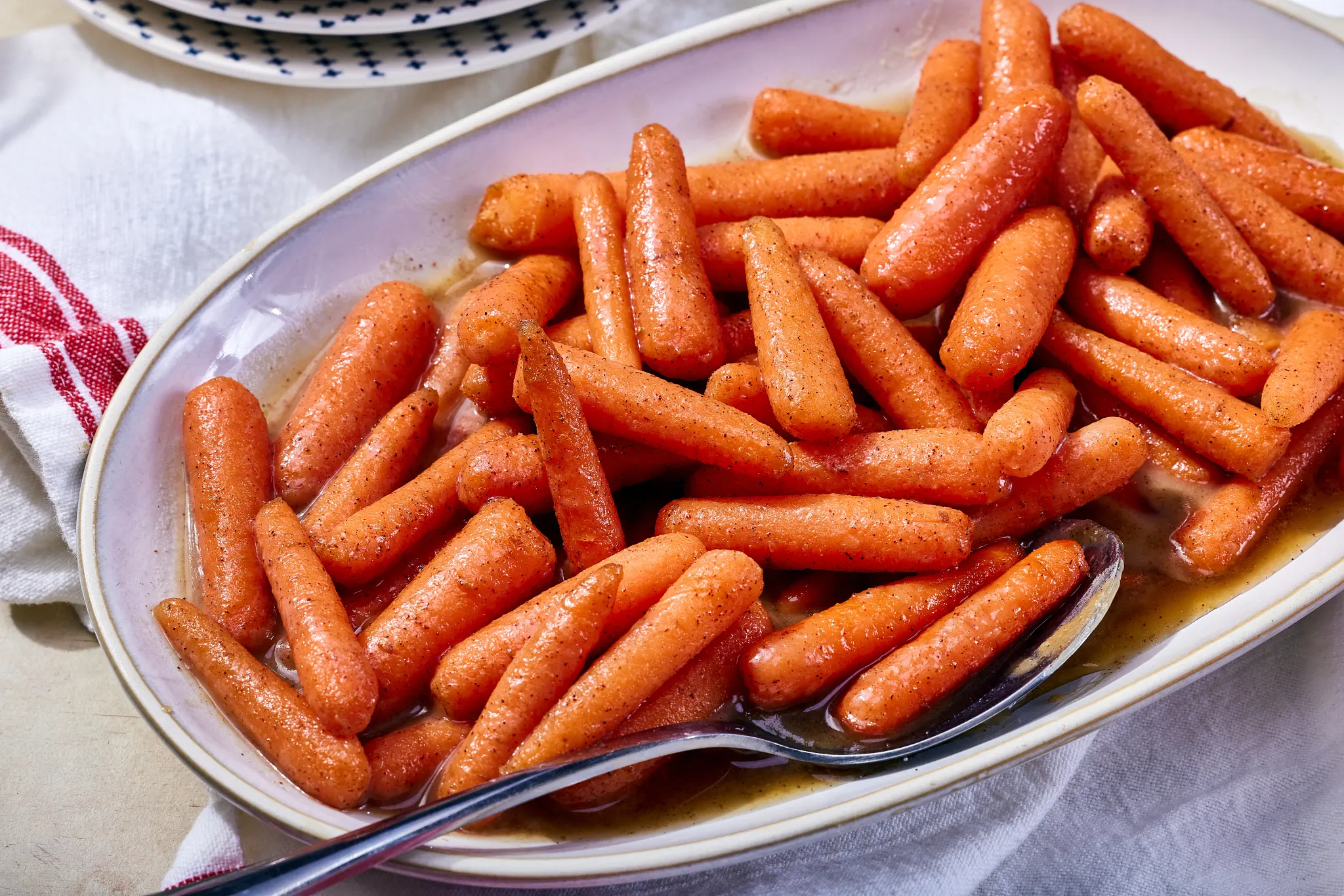 Slow Cooker Cinnamon Sugar Glazed Carrots