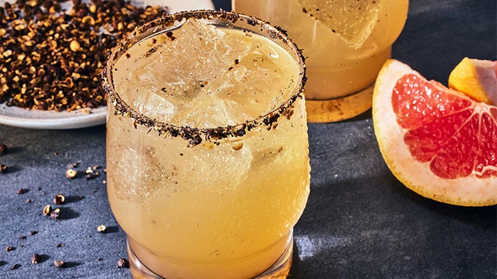 Tingly Grapefruit Fizz
