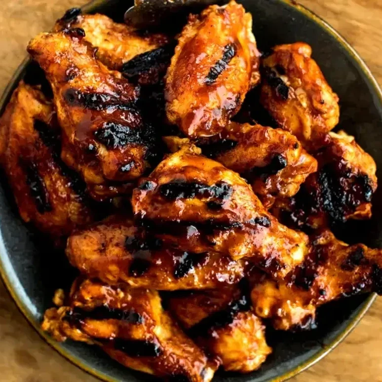 Franks RedHot Skrzydelka w Marynacie Franks RedHot Skrzydelka w Marynacie