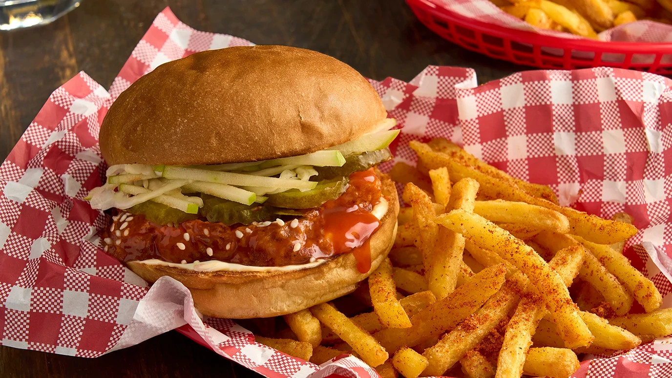 Caramelised Nashville Cauliflower Burger