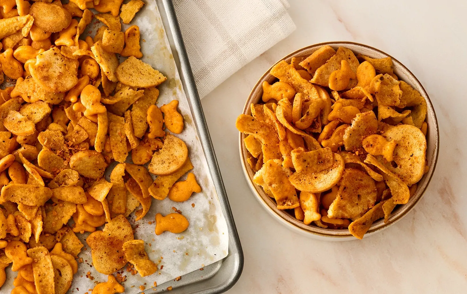 Smoky Garlic Snack Mix