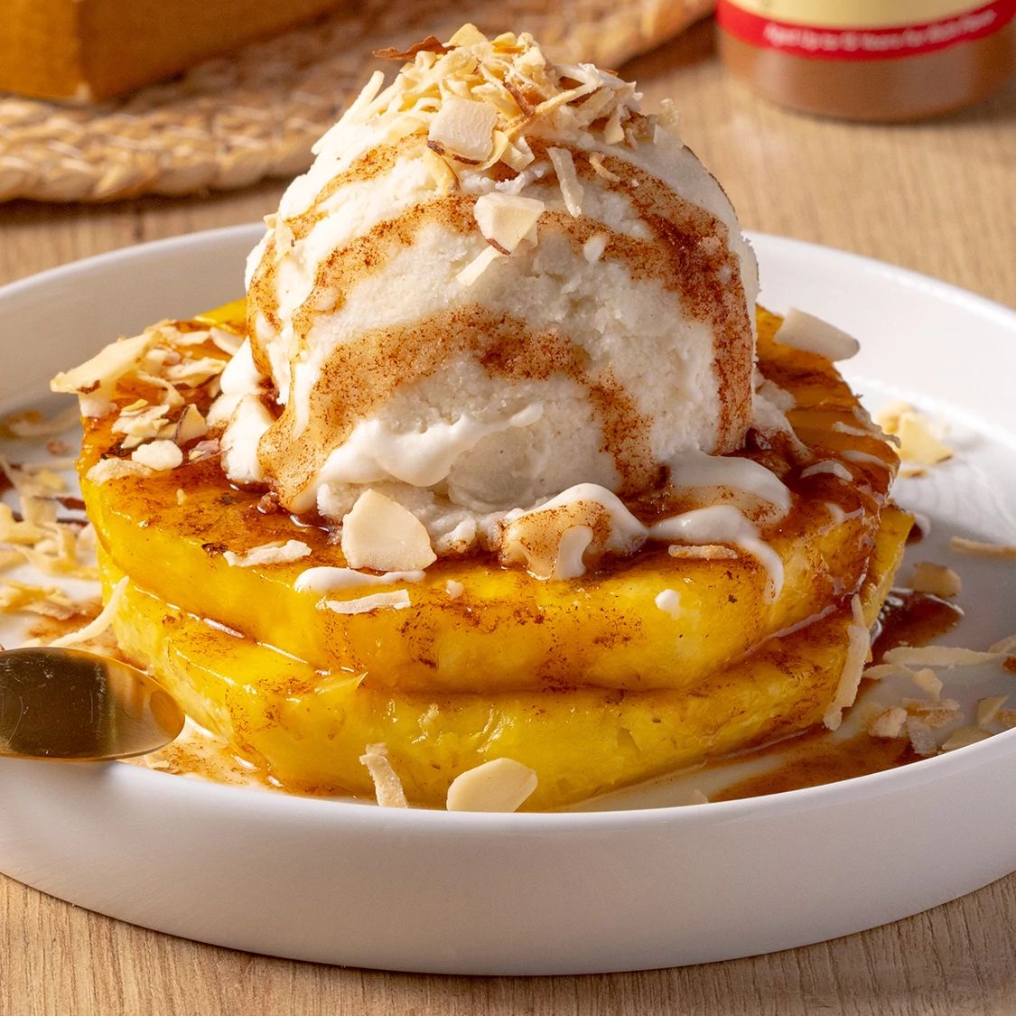 Sundae de Piña Asada | Centro y Sur América