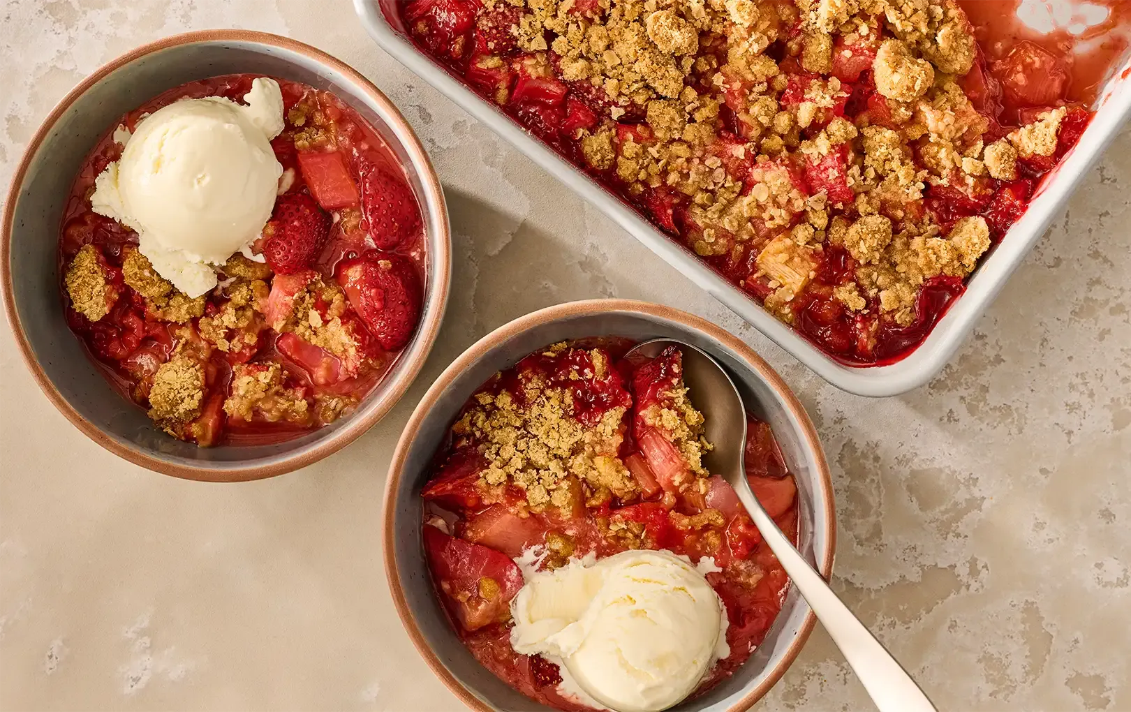 Strawberry Rhubarb Crisp