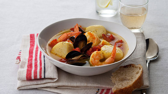 whole30_spiced_seafood_stew_575