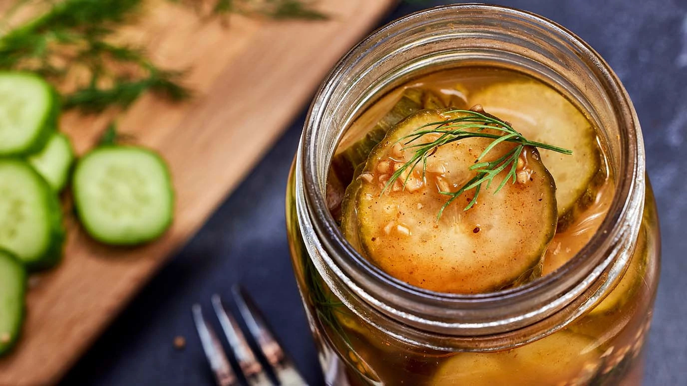 OLD BAY Hot Sauce Pickles