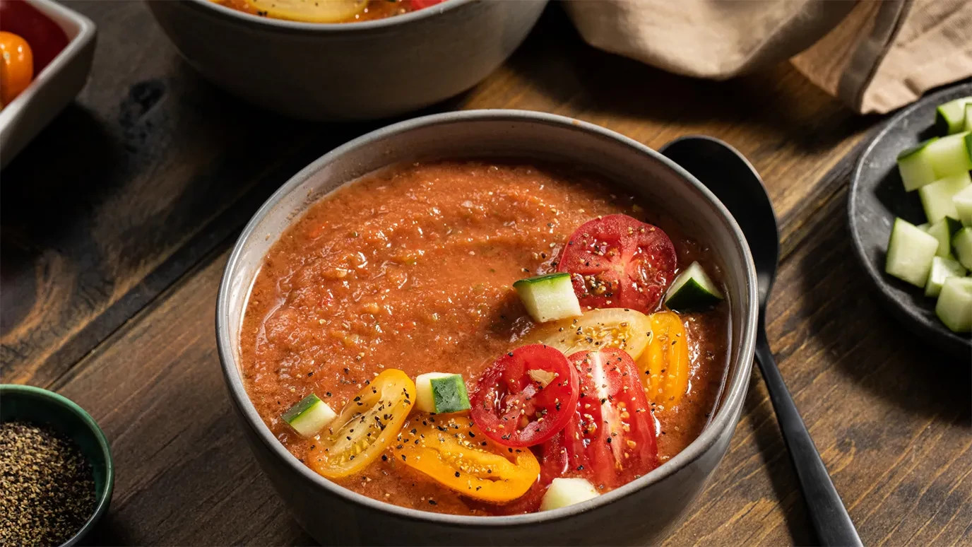 Fresh Tomato and Basil Gazpacho Soup