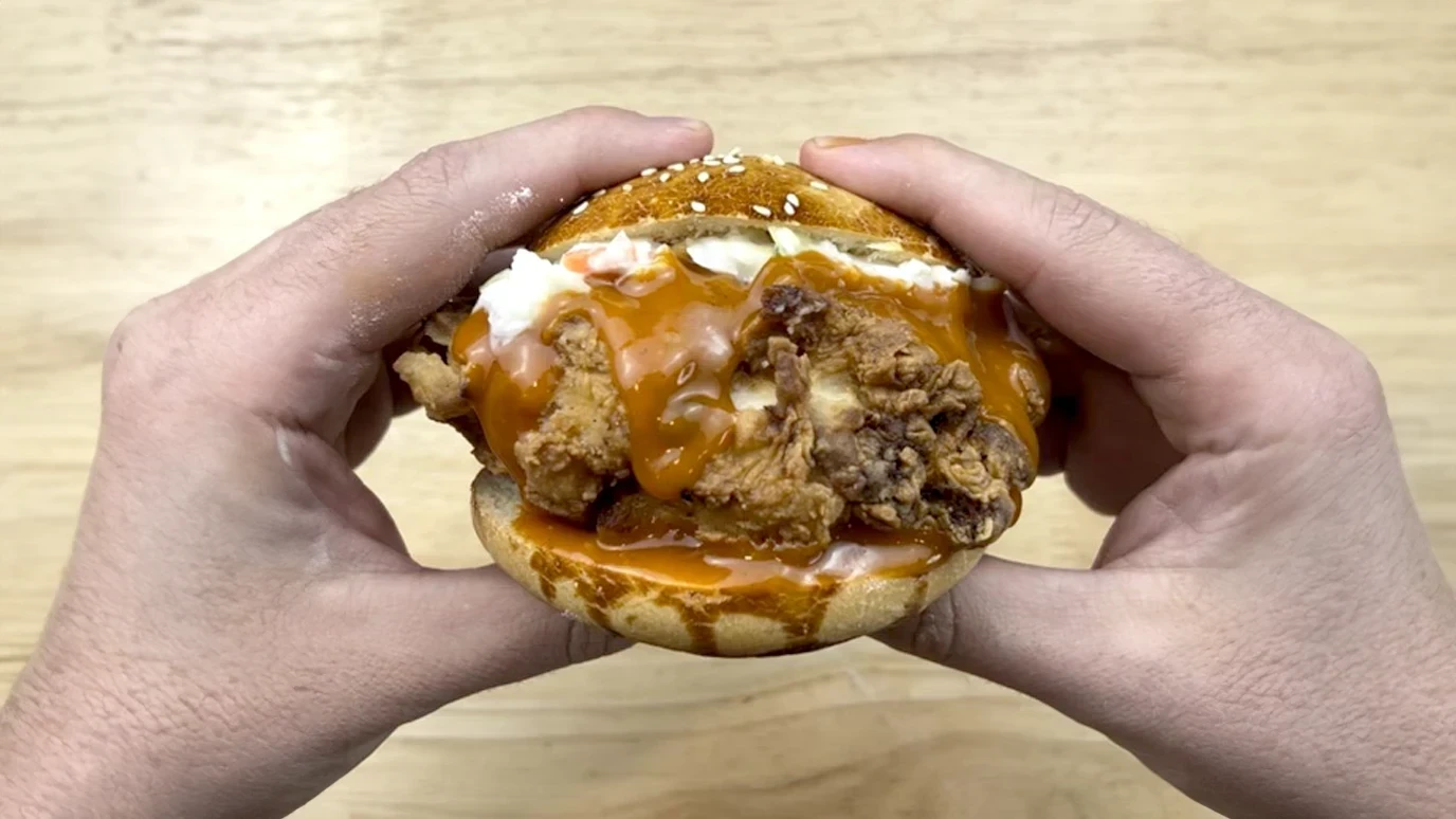 Frank's RedHot 2-Minute Buffalo Chicken Sandwich