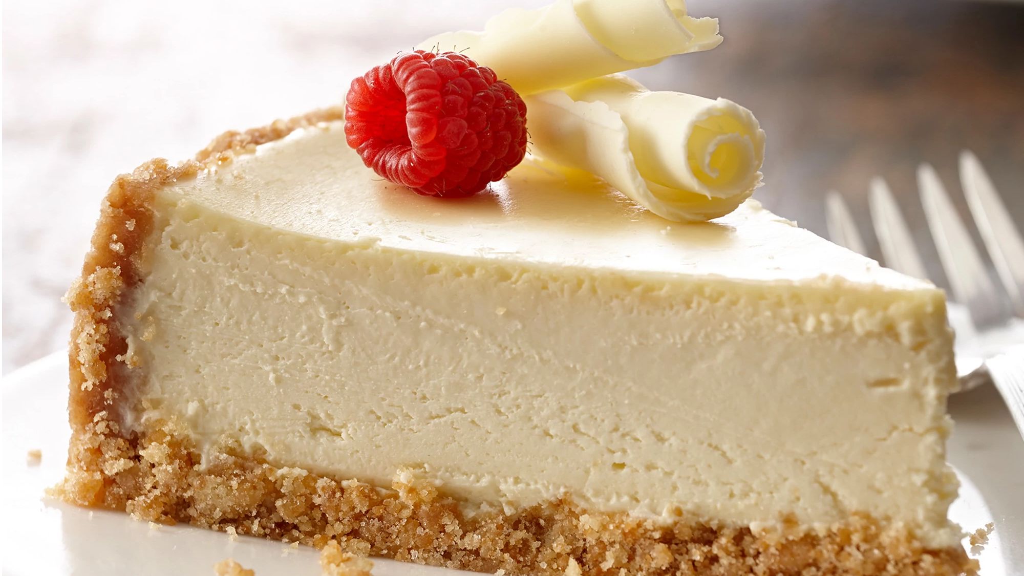 Ultimate Vanilla Cheesecake