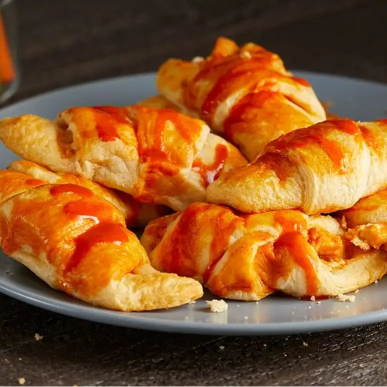 Franks RedHot Buffalo Chicken Puffs Franks RedHot Buffalo Chicken Puffs