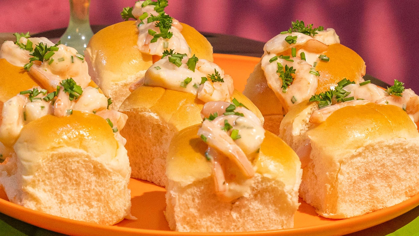 mini_shrimp_rollo_1376x774_web (2).jpg