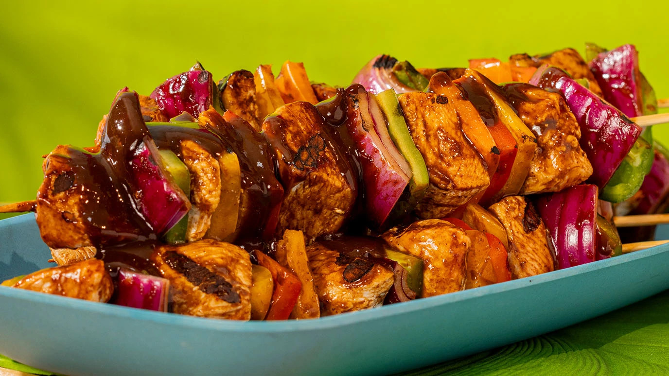pinchos_de_pollo_tropical_1376x774_web.jpg