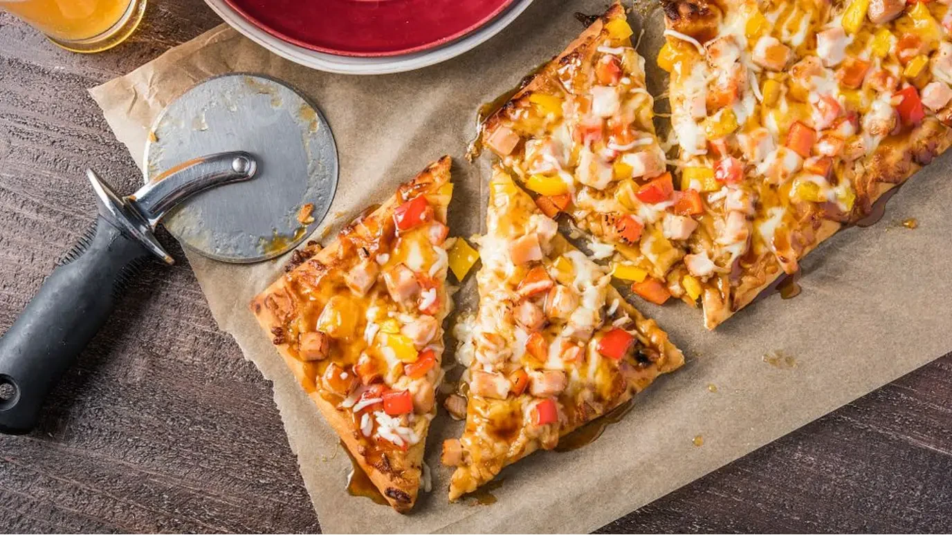 Stingin' Honey Teriyaki Chicken Flatbread