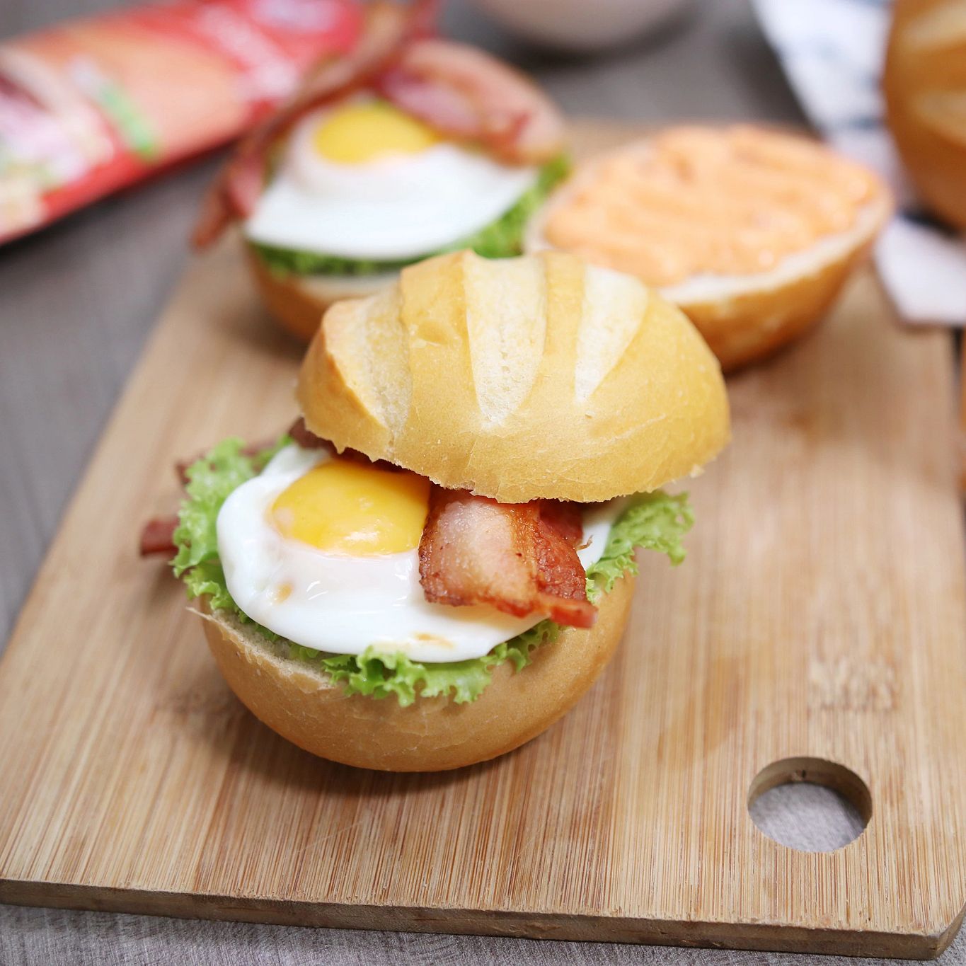 sandwich_blt.jpg sandwich_blt.jpg