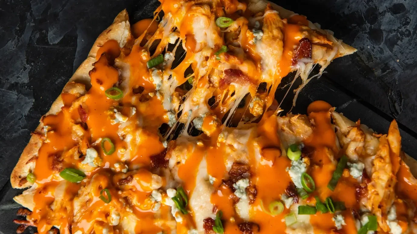 Loaded Buffalo Chicken Flatbread
