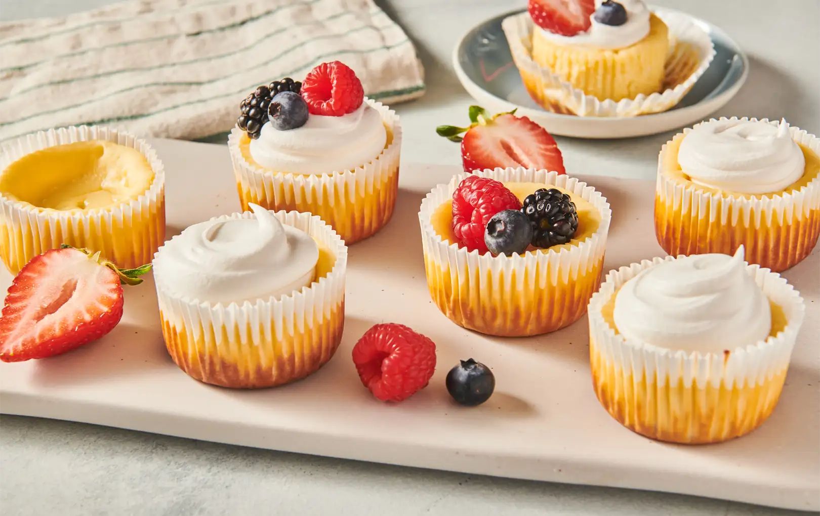 Easy Mini Cheesecakes