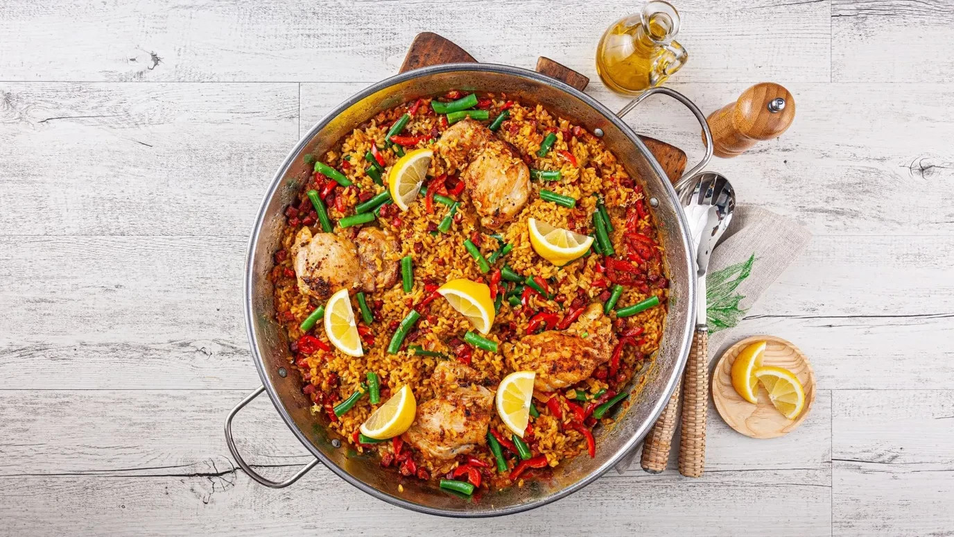 Garlic Chicken and Pork Paella