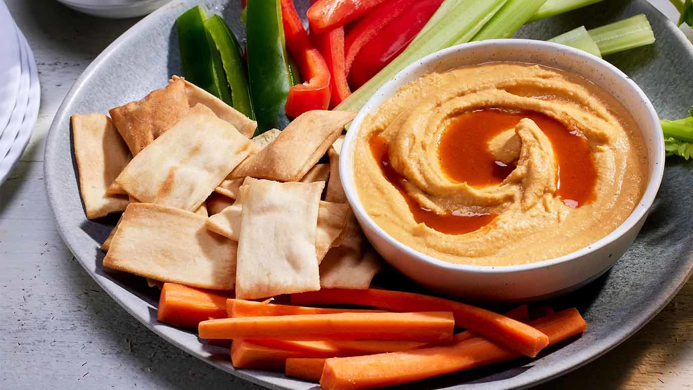 OLD BAY Hot Sauce Hummus