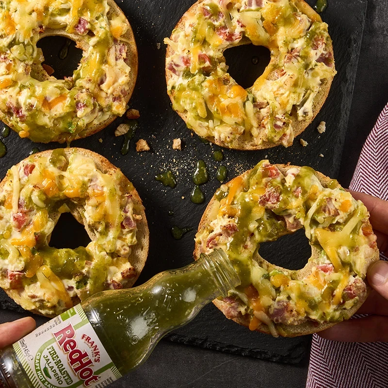 Frank's RedHot Jalapeno Popper Bagels