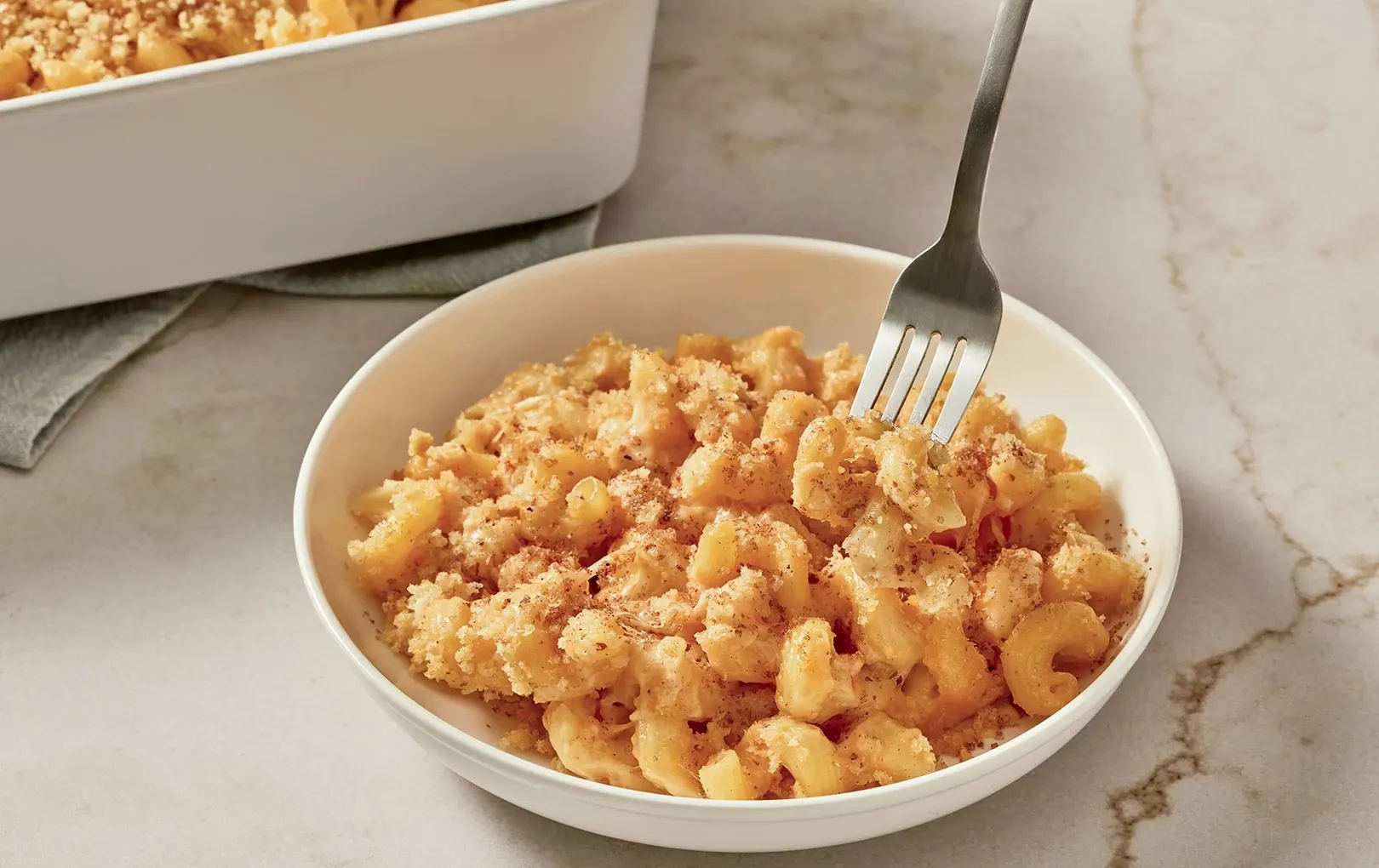 Smoky Applewood Bacon Mac and Cheese