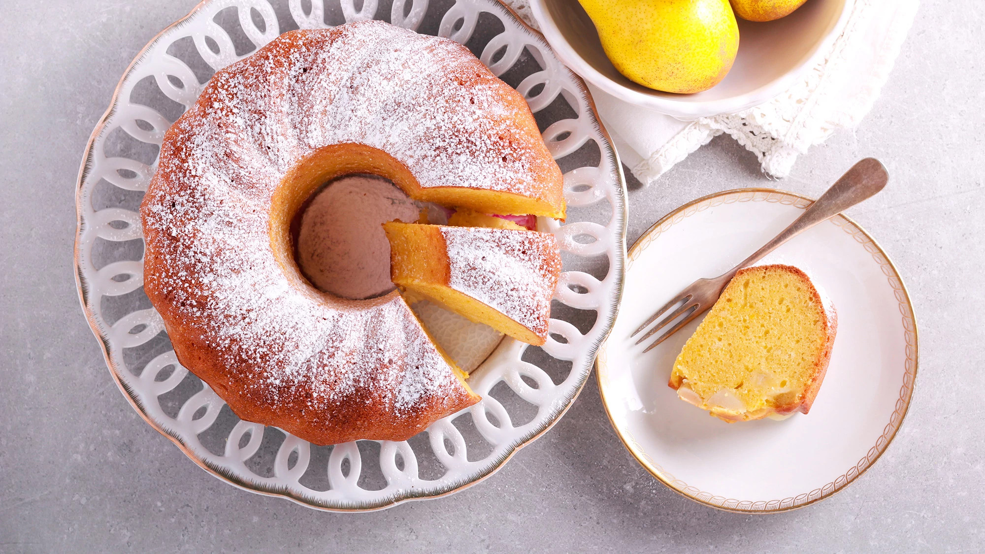 Torta pere e zafferano