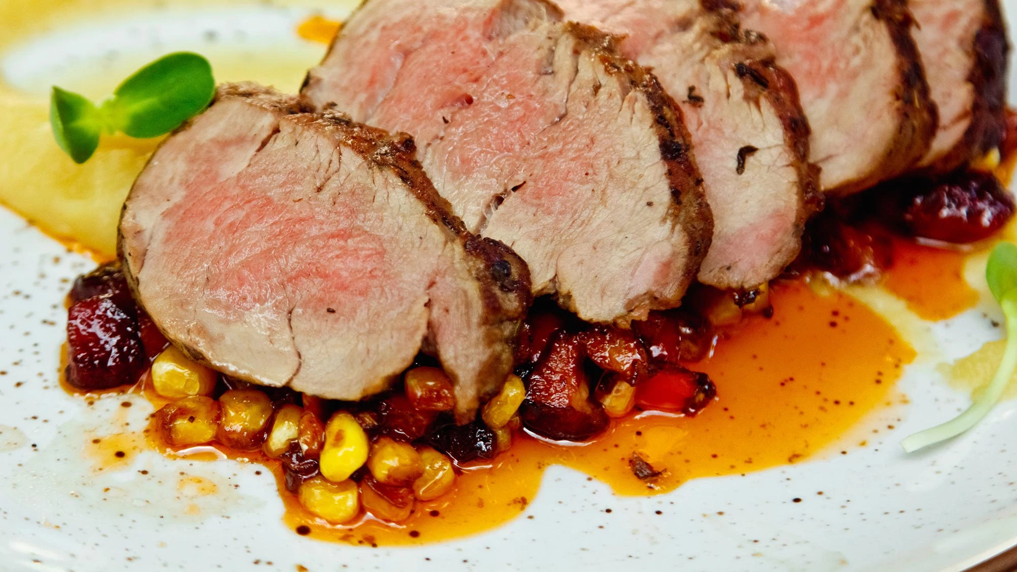 FILETTO DI MAIALE ALLA GRIGLIA CON GLASSA DI MIELE E SIDRO DI MELE