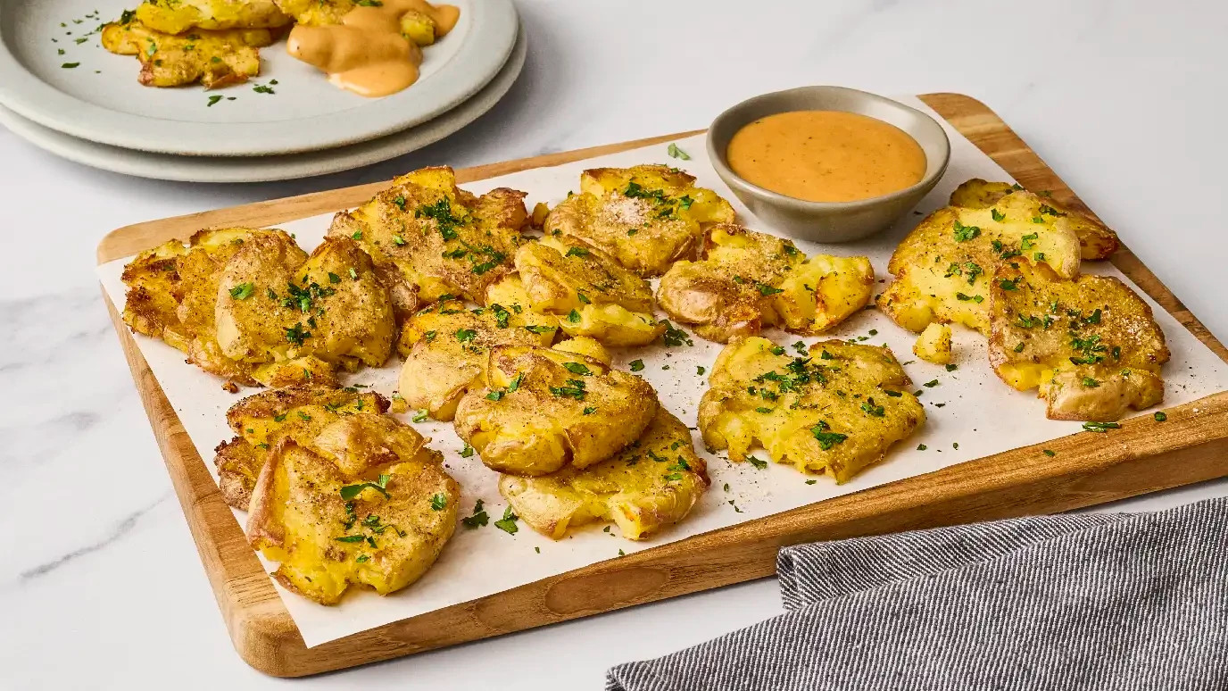 Crispy Air Fryer Smashed Potatoes