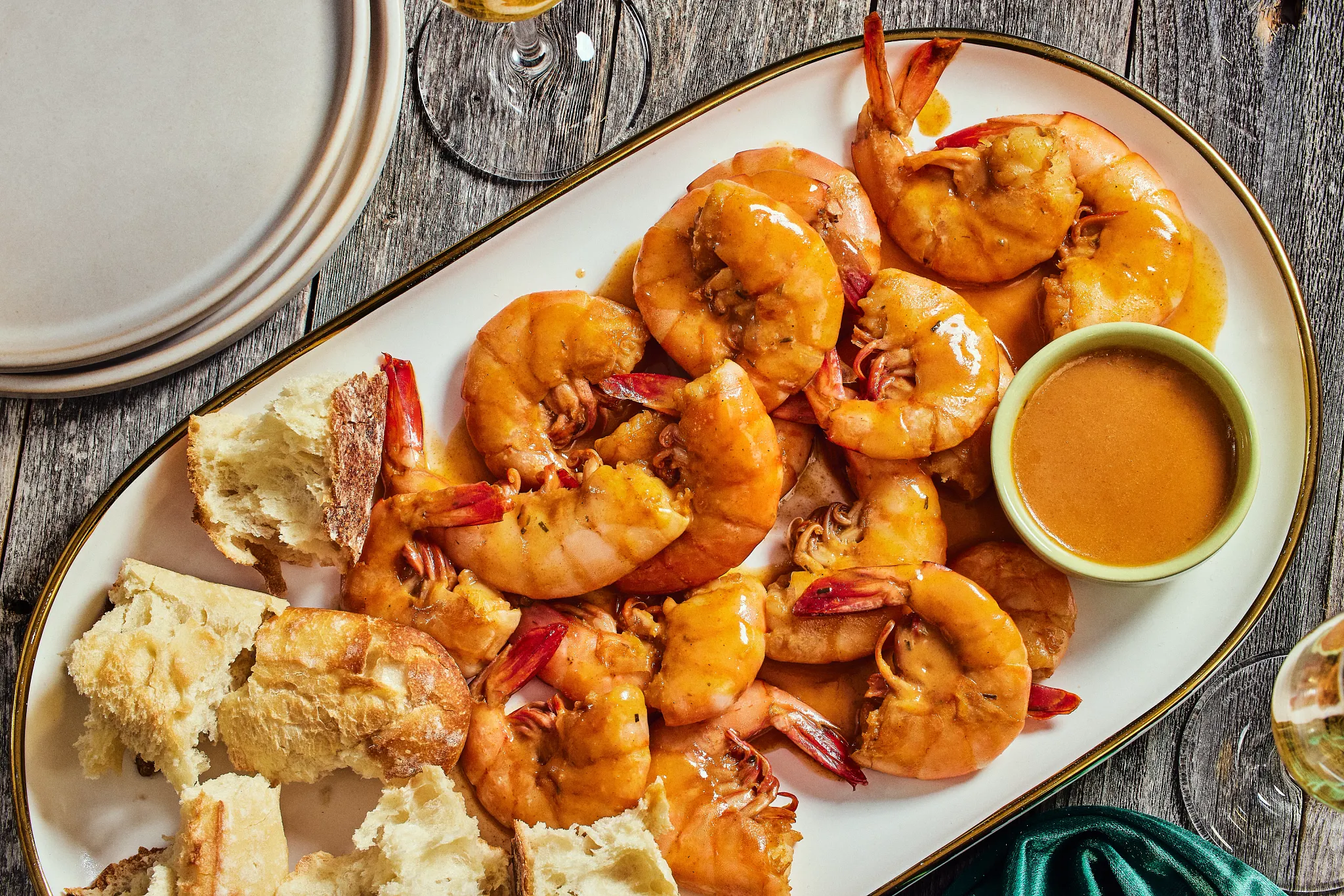 Vietnamese Cajun Beurre Blanc Shrimp