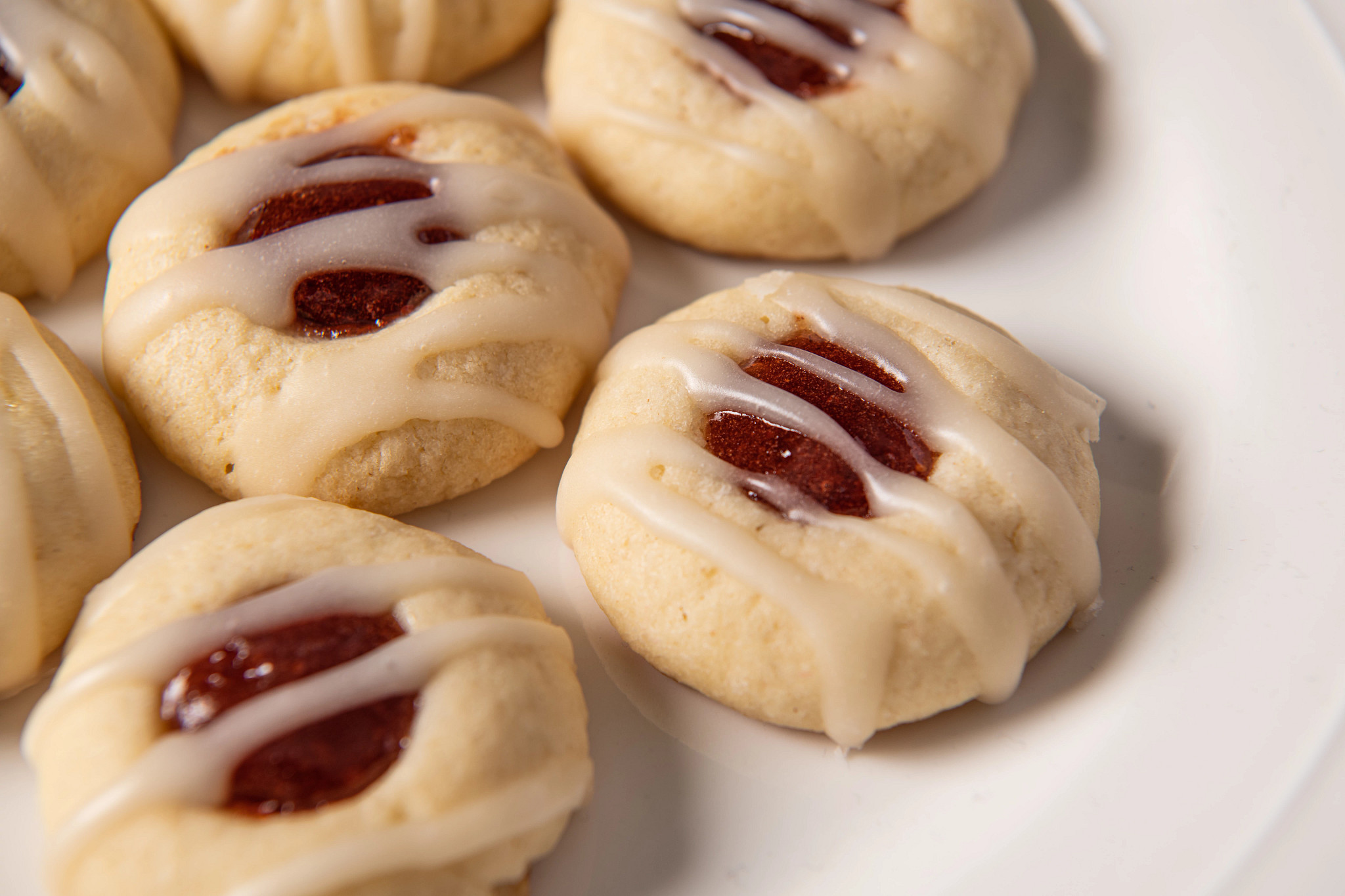 Cinnamon Strawberry Thumbprint Cookies with Vanilla Drizzle McCormick