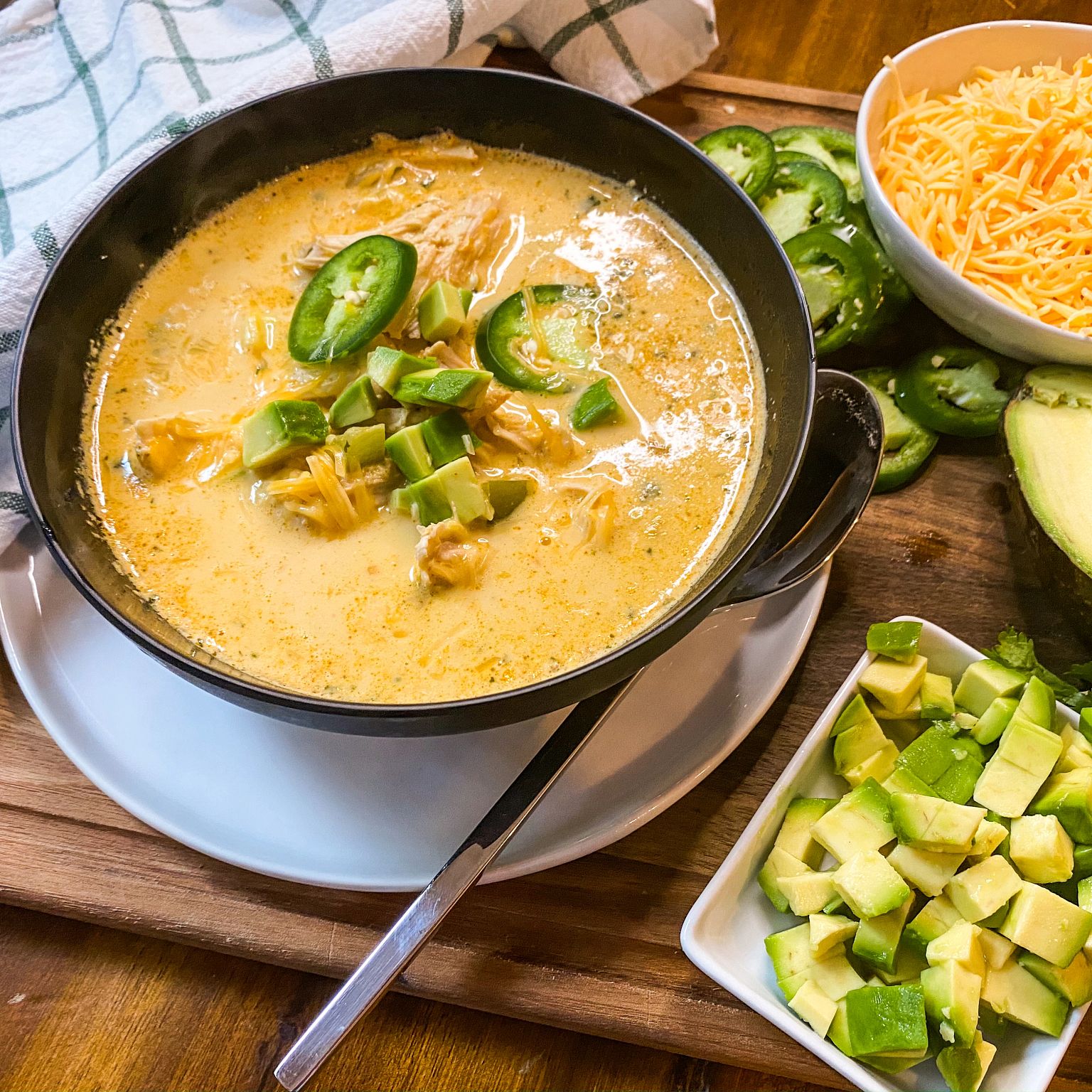 Creamy Slow Cooker White Chicken Chili | McCormick