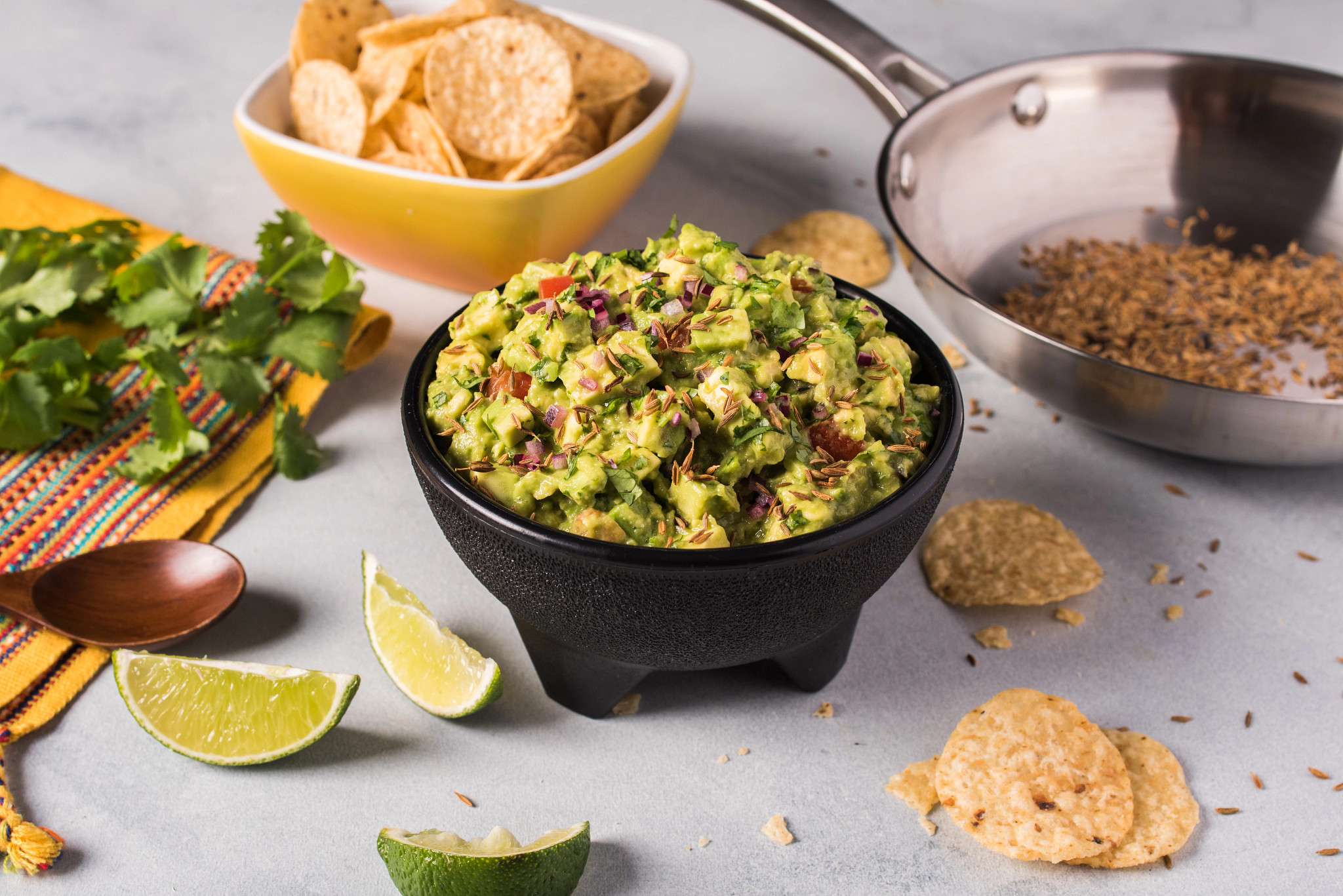 Guacamole_con_jalapeno_queso_y_tocino.jpg