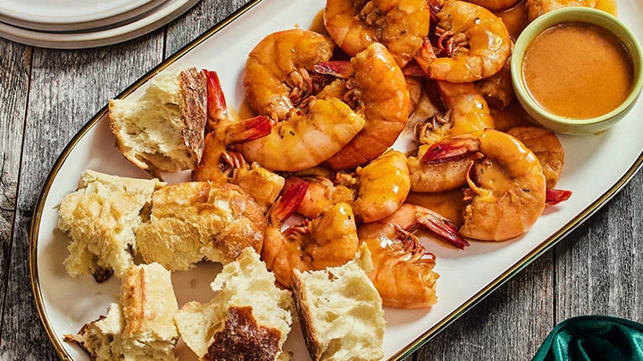 Vietnamese Cajun Beurre Blanc Shrimp