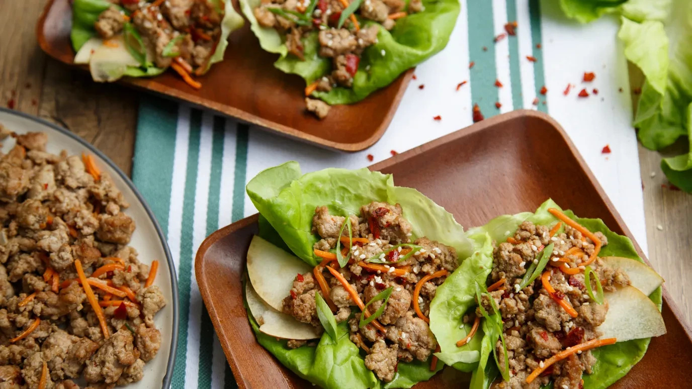 Spicy Turkey Lettuce Wraps