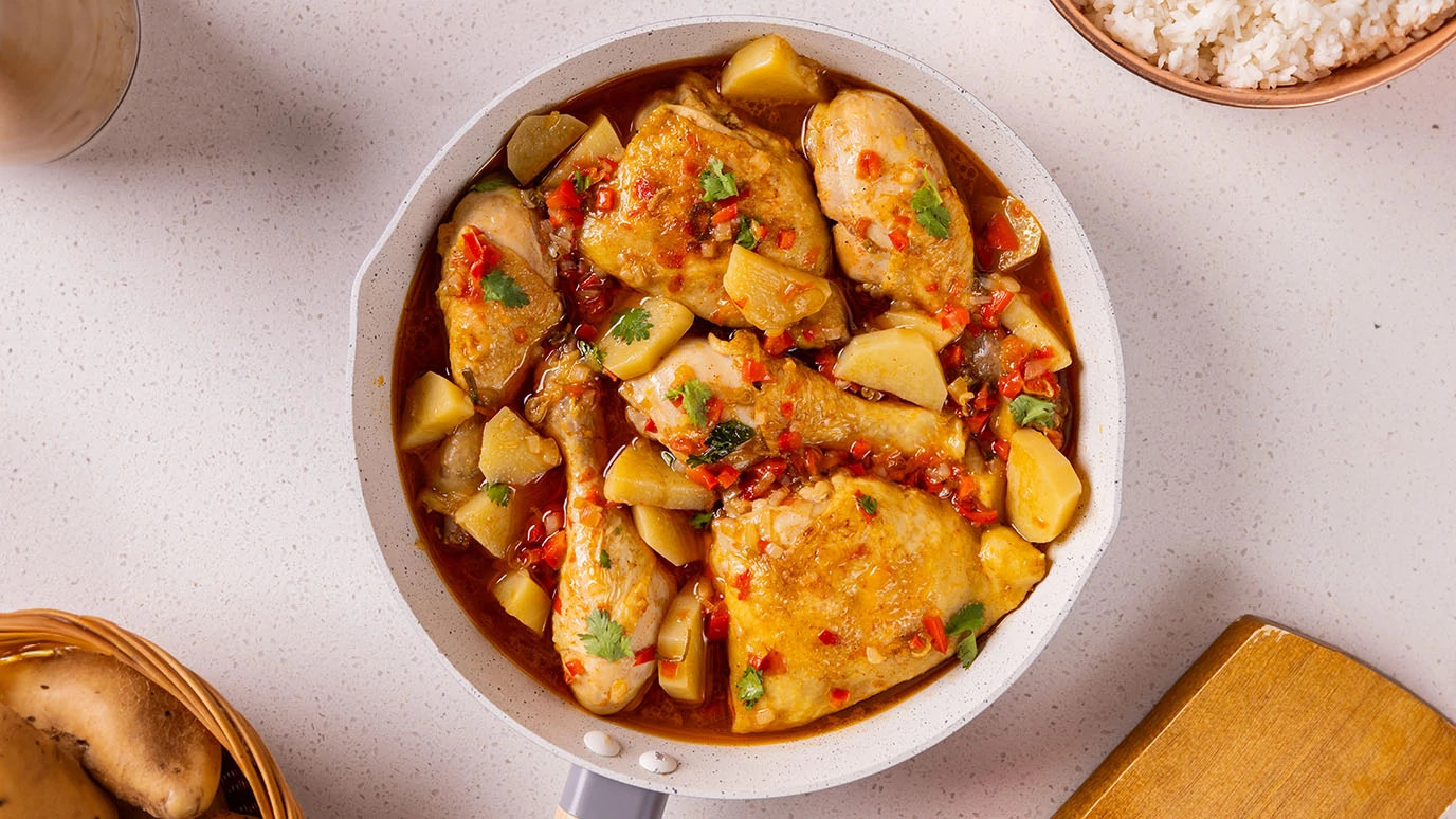 MCC SUDADO DE POLLO 1376X774.jpg