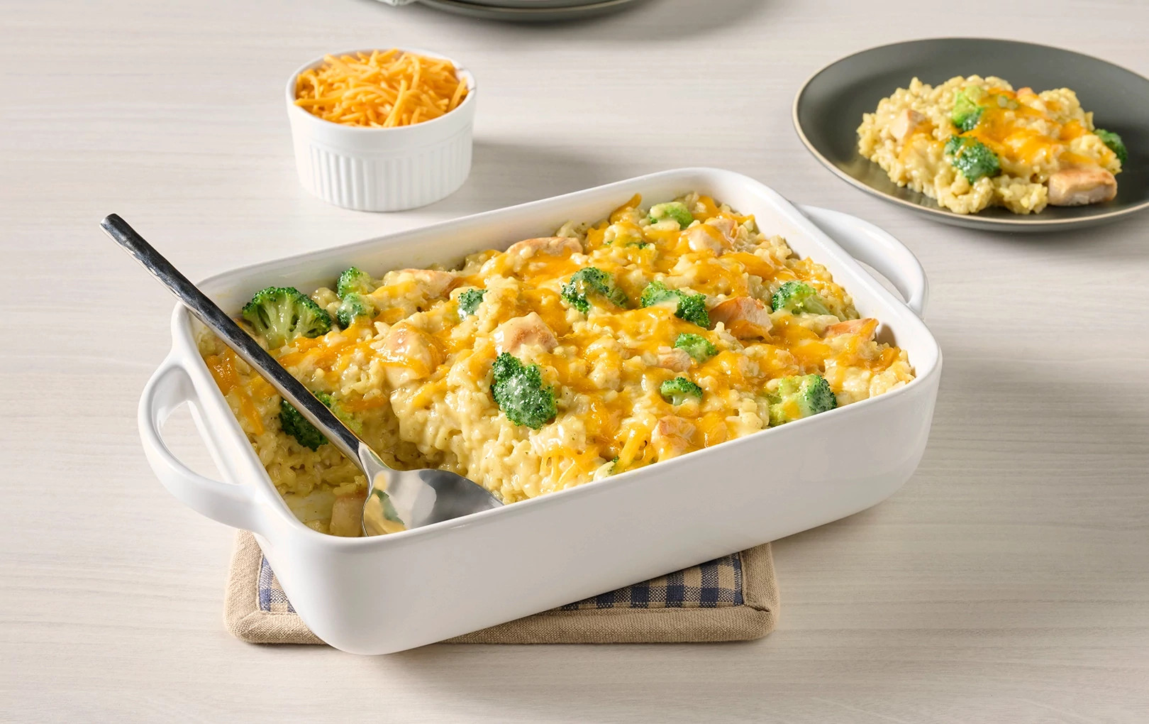 Mom’s Cheesy Chicken and Rice Casserole