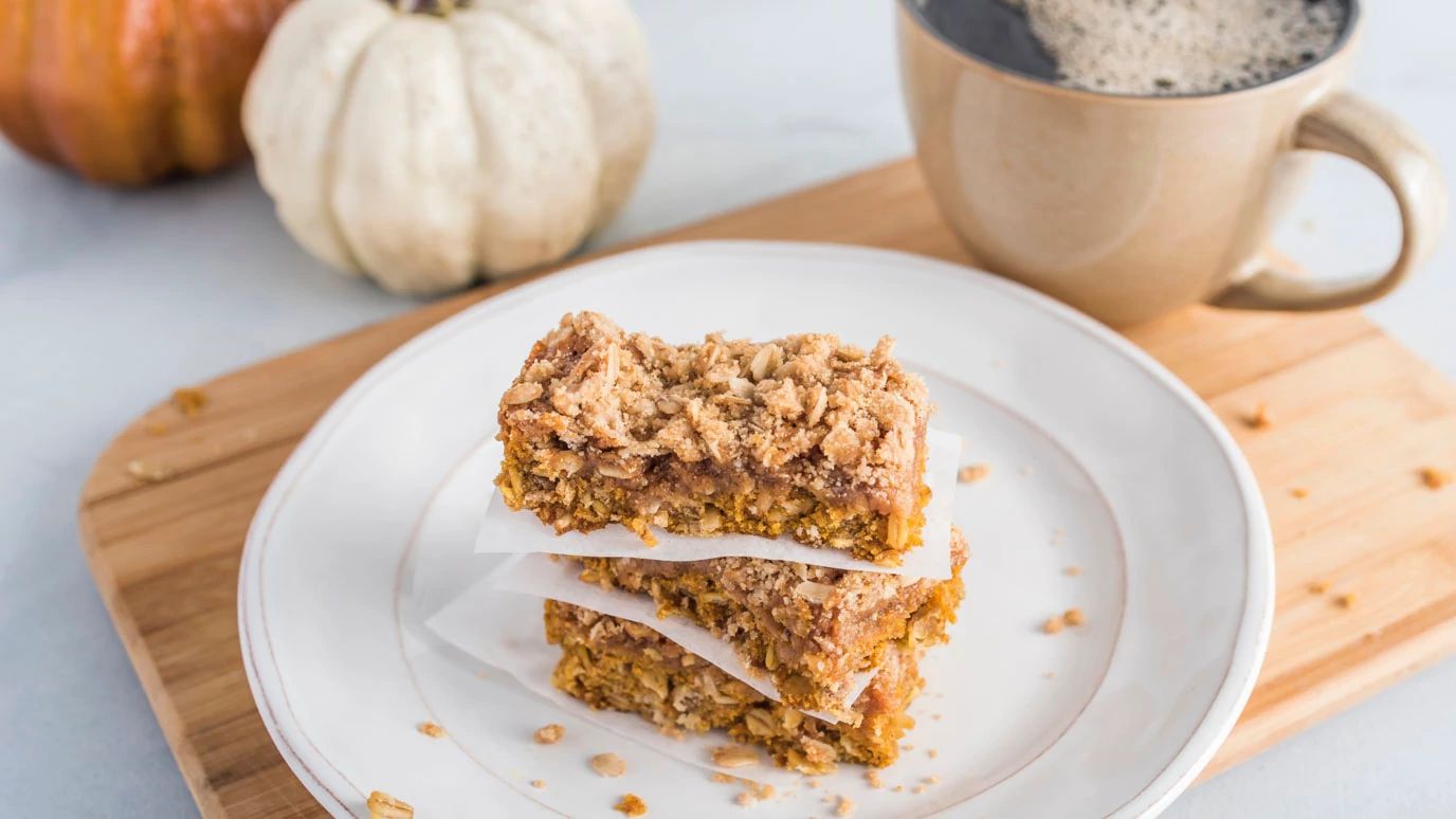 Caramel Pumpkin Oatmeal Bars