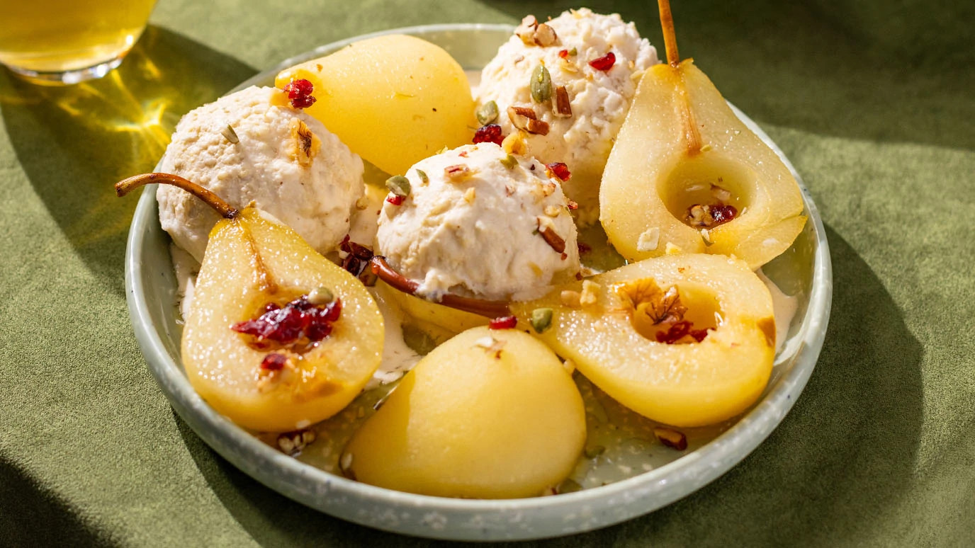 MCC Peras en almíbar de manzanilla 1376x774.jpg