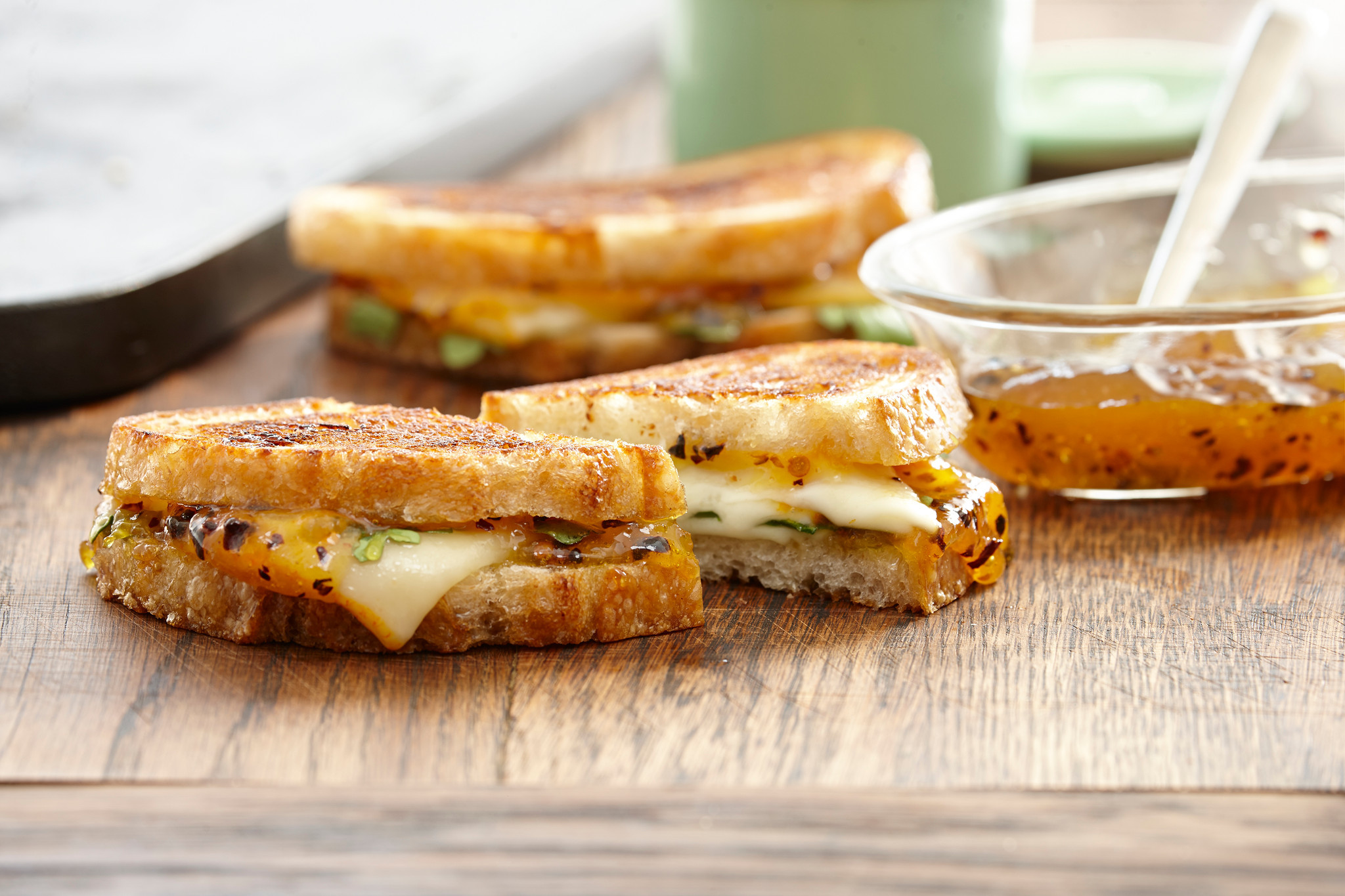 Grilled Cheese With Chipotle Peach Preserves