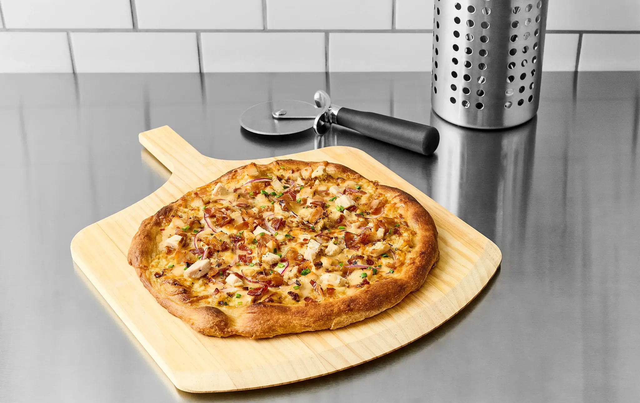 Alabama White Grilled Chicken Pizza