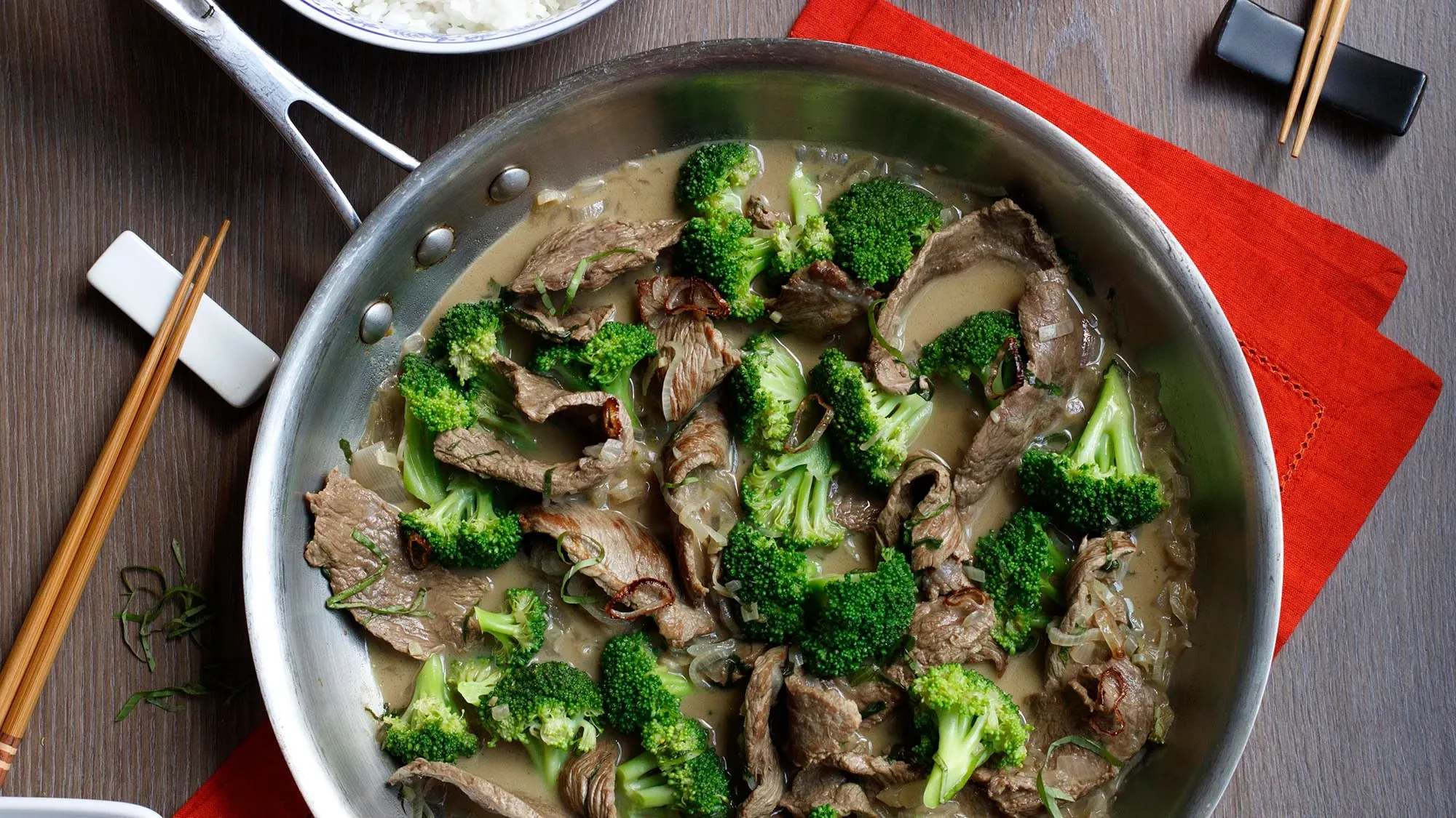 Beef and Broccoli Stir-Fry with Green Curry