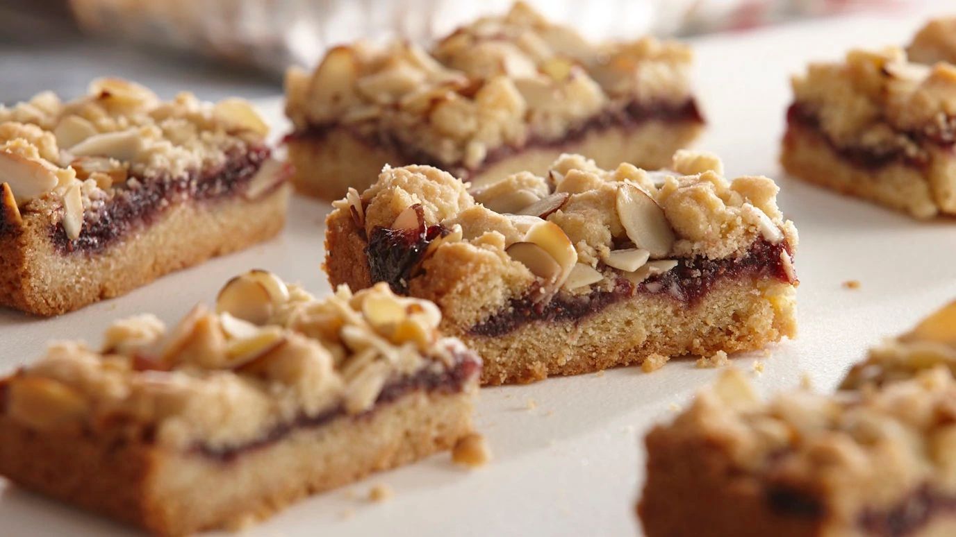 Raspberry Almond Crumb Bars