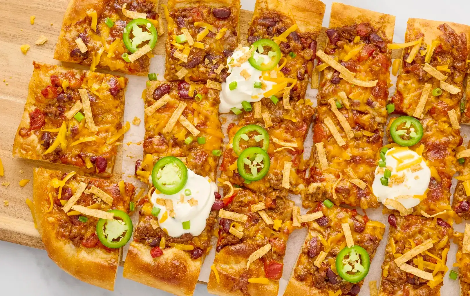 Easy Chili Pizza