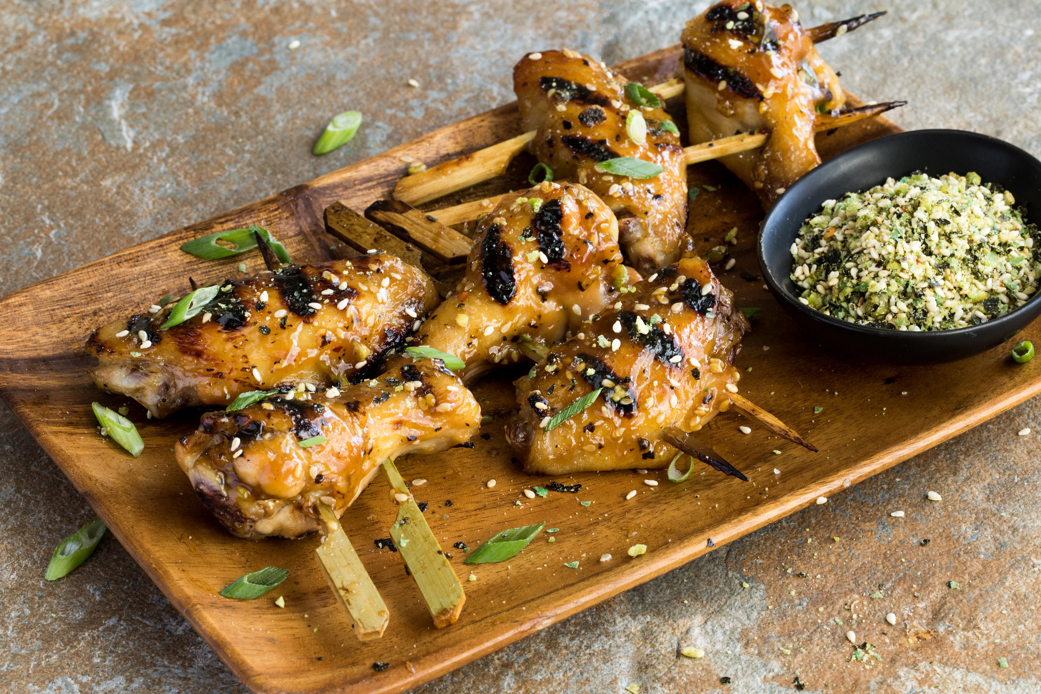 Alitas Glaseadas con Jengibre, Piña y Honey Mustard