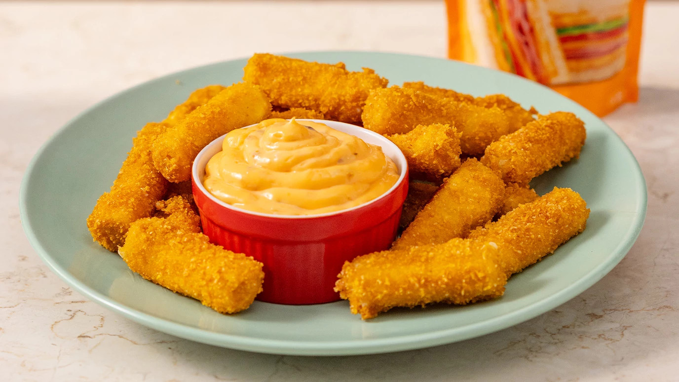MCC Deditos de queso con Cheese Spread 1376X774.jpg