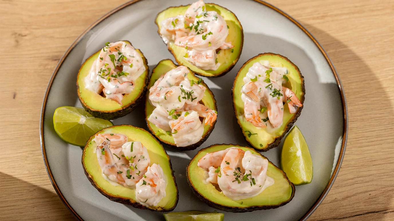 MCC Aguacates rellenos de camarones 1376X774.jpg