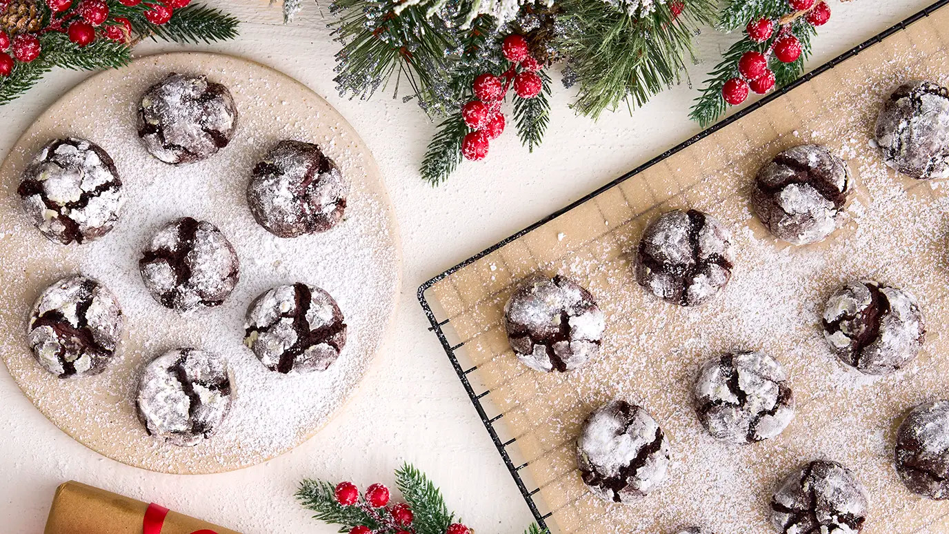 Chocolate Crinkle Cookies