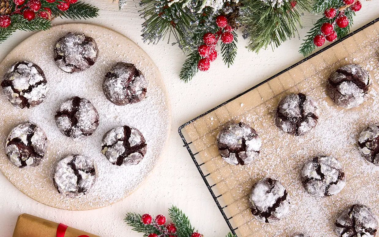 Chocolate Crinkle Cookies