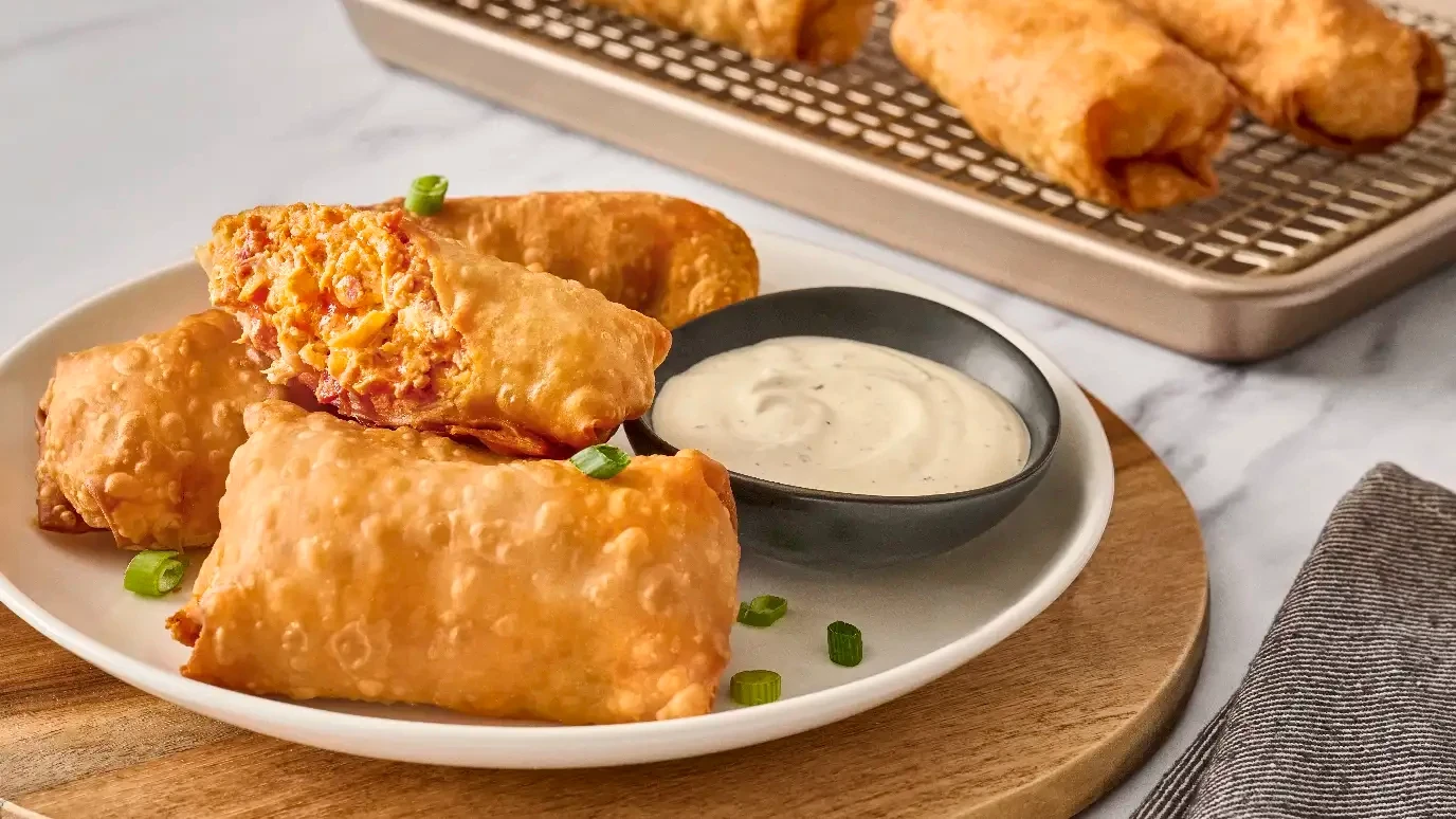 Buffalo Chicken Dip Egg Rolls